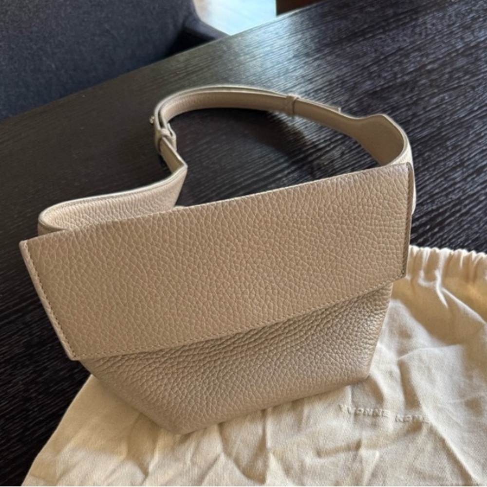 Yvonne Kone Crossbody Belt Bag - Picture 3 of 6